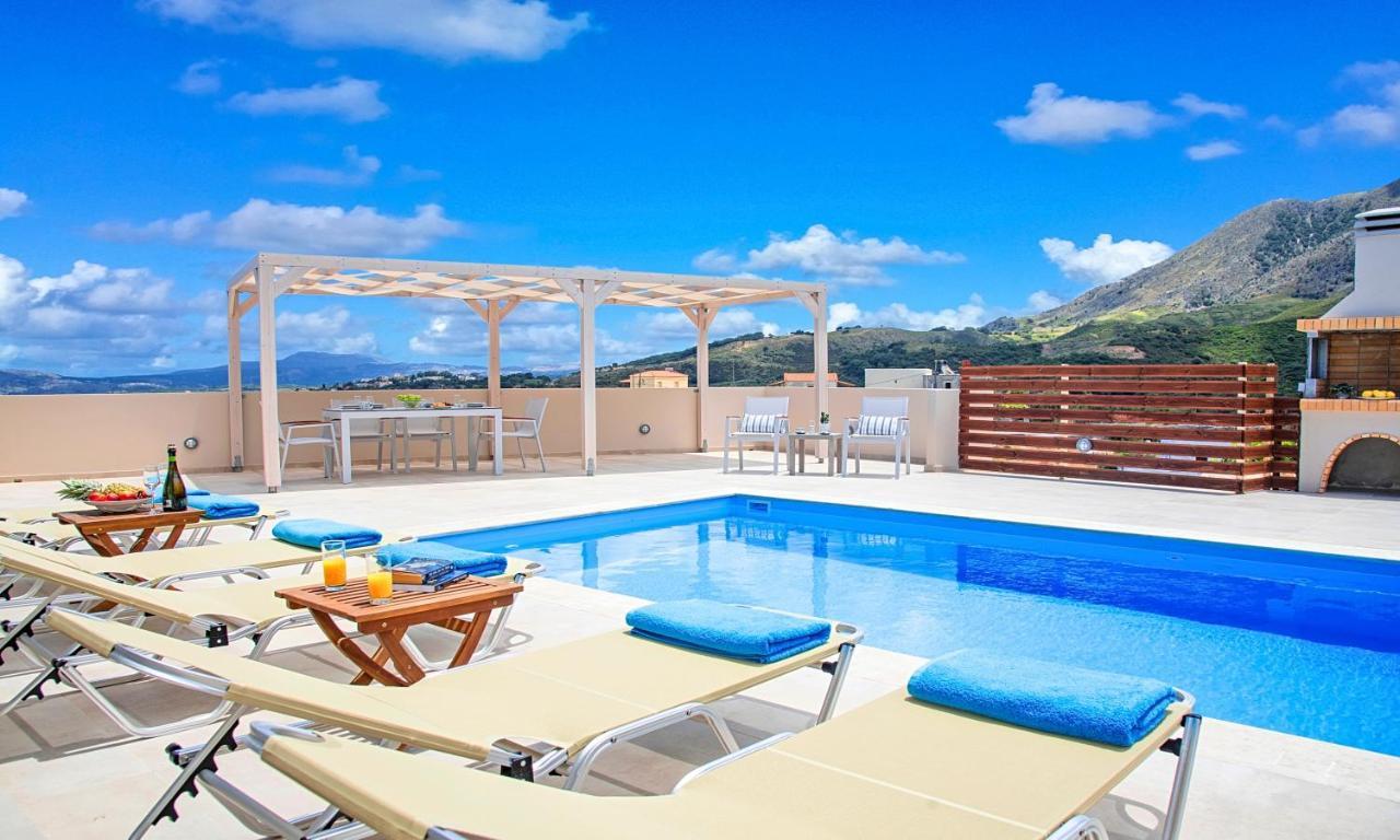 Villa Di Giorgio Heated Pool Kournás Eksteriør bilde